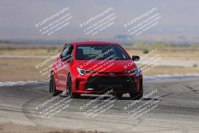 media/Sep-20-2025-Extreme Speed (Sat) [[1fcc23683c]]/Orange (Mid Intermediate)/Session 2 (Sunrise)/